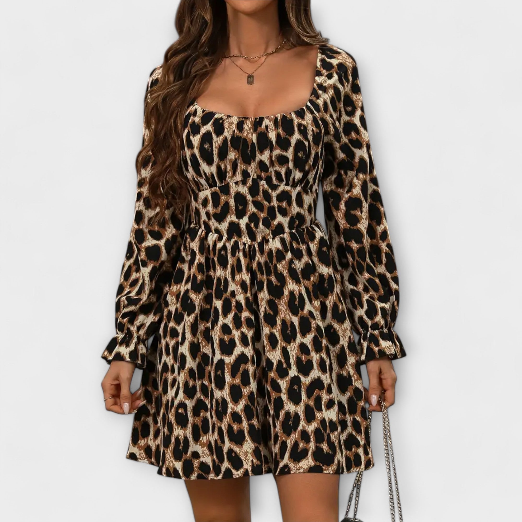 Catarina - Vestido Curto Com Padrão De Leopardo
