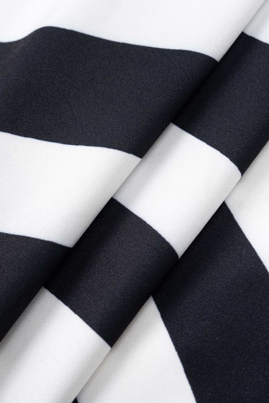 Rebeca - Conjunto Top Alças Retro & Saia com Atilho