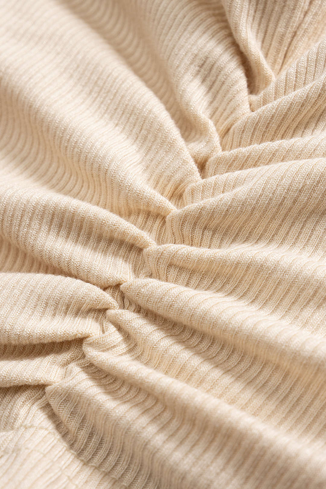 Natália - Conjunto de Top com Alças e Calças com Corda