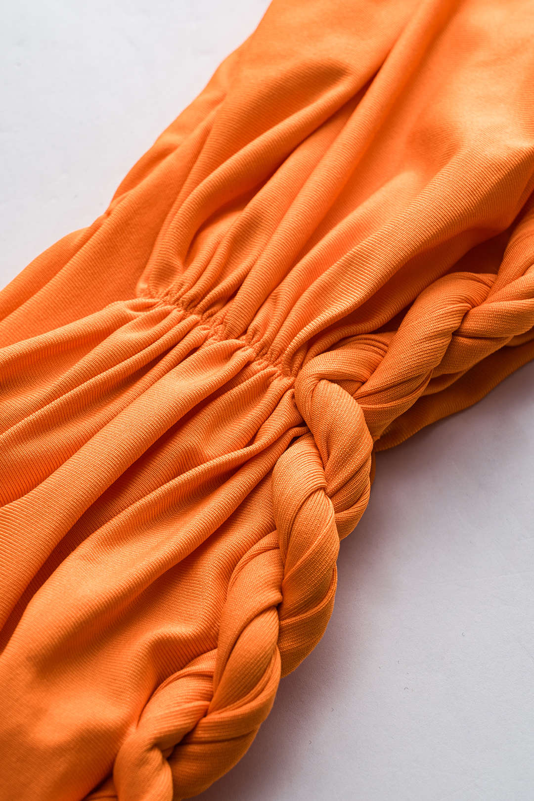 Rosário - Conjunto Top Sem Costas & Saia Recortada