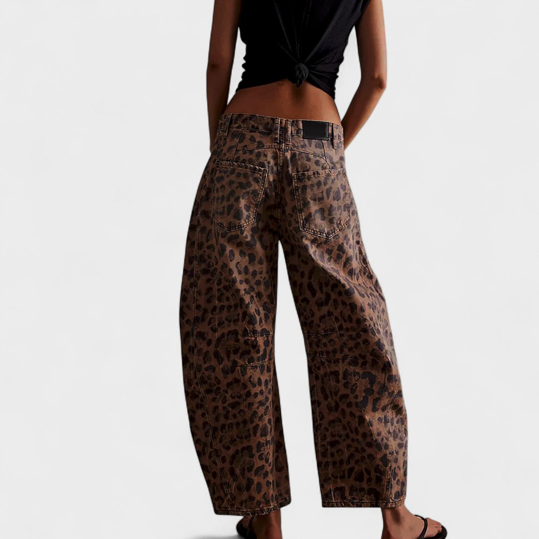 Marta - Barril Jeans com Estampa de Leopardo