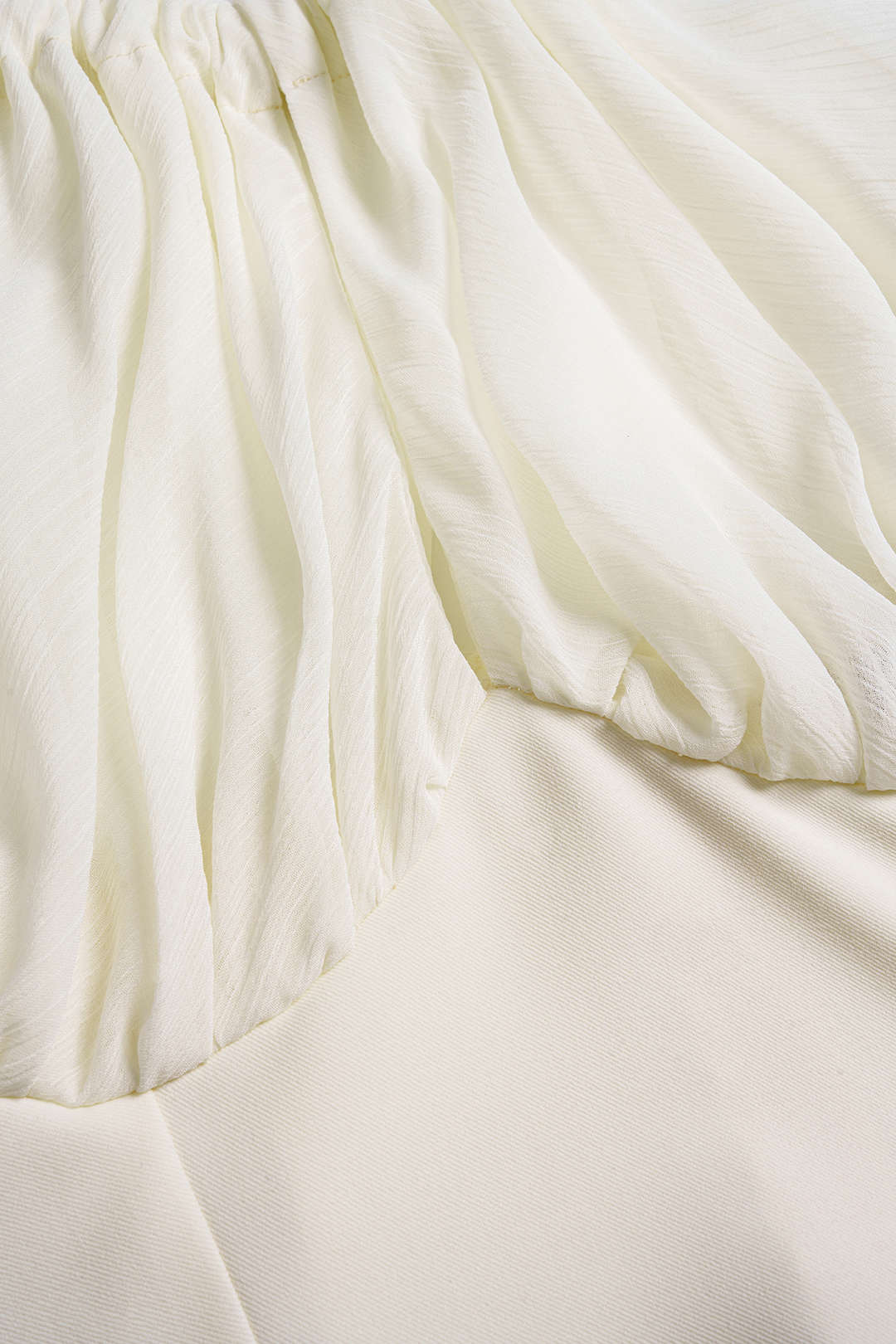 Isabel - Vestido Mini Sem Costas