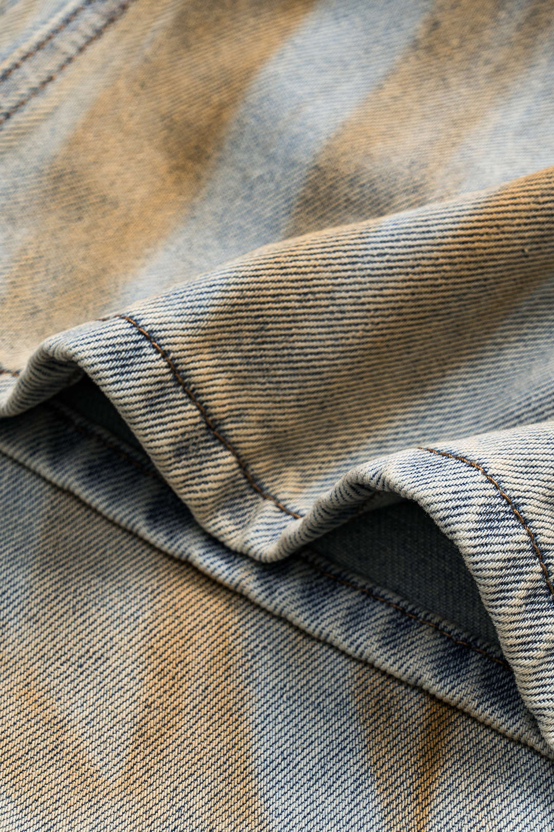 Fernanda - Calças de Ganga de Perna Larga com Botão Estilizado