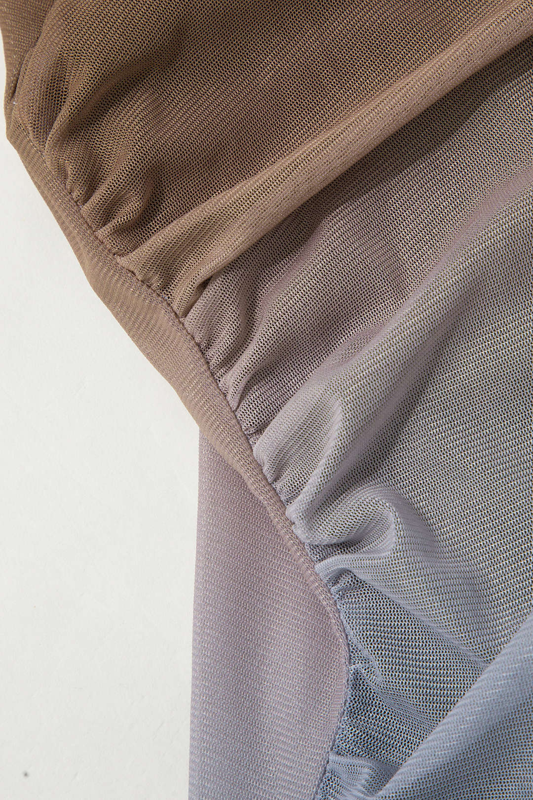 Lolla – Vestido Médio de Malha com Efeito Gradiente