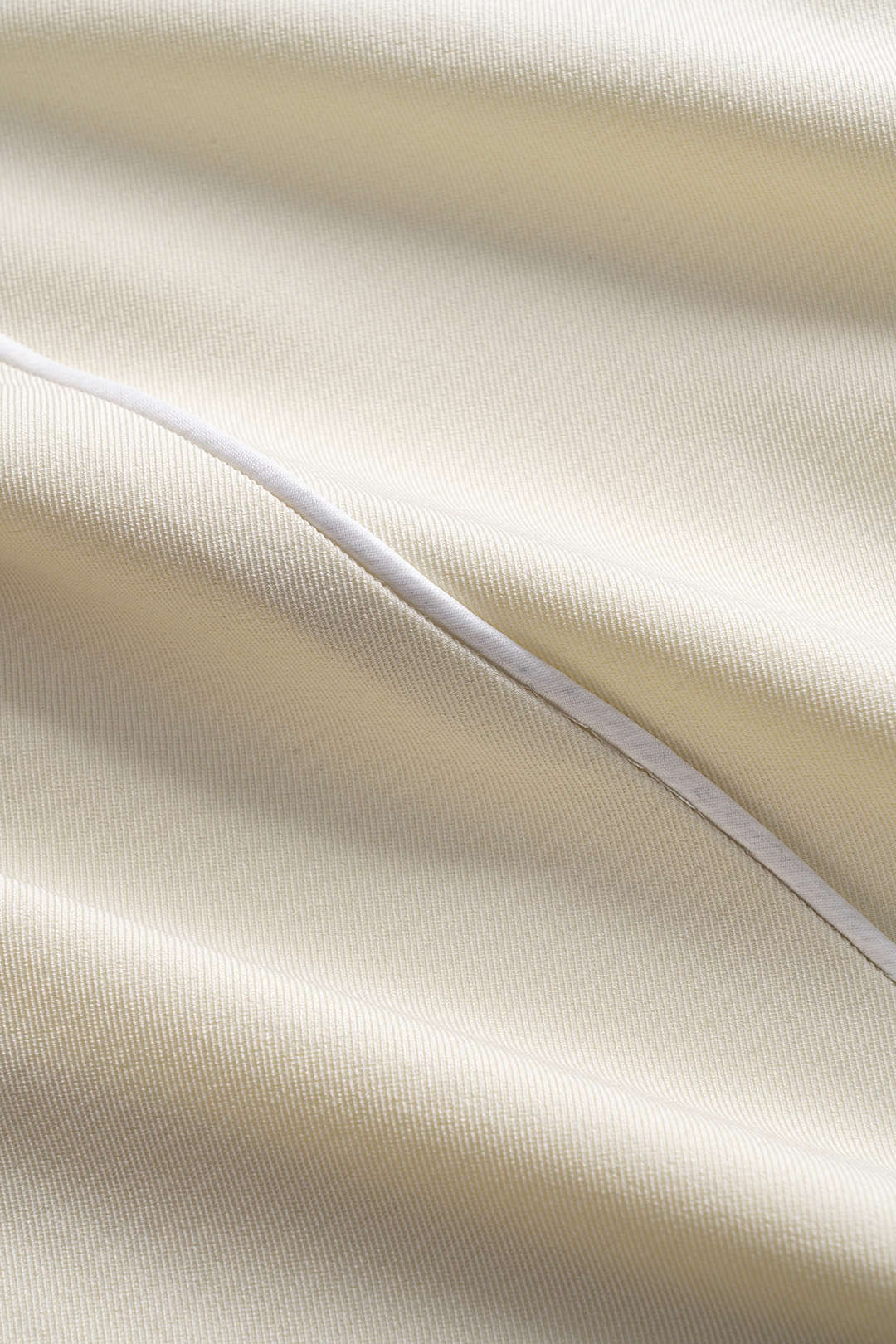 Carolina - Calças retas com detalhes