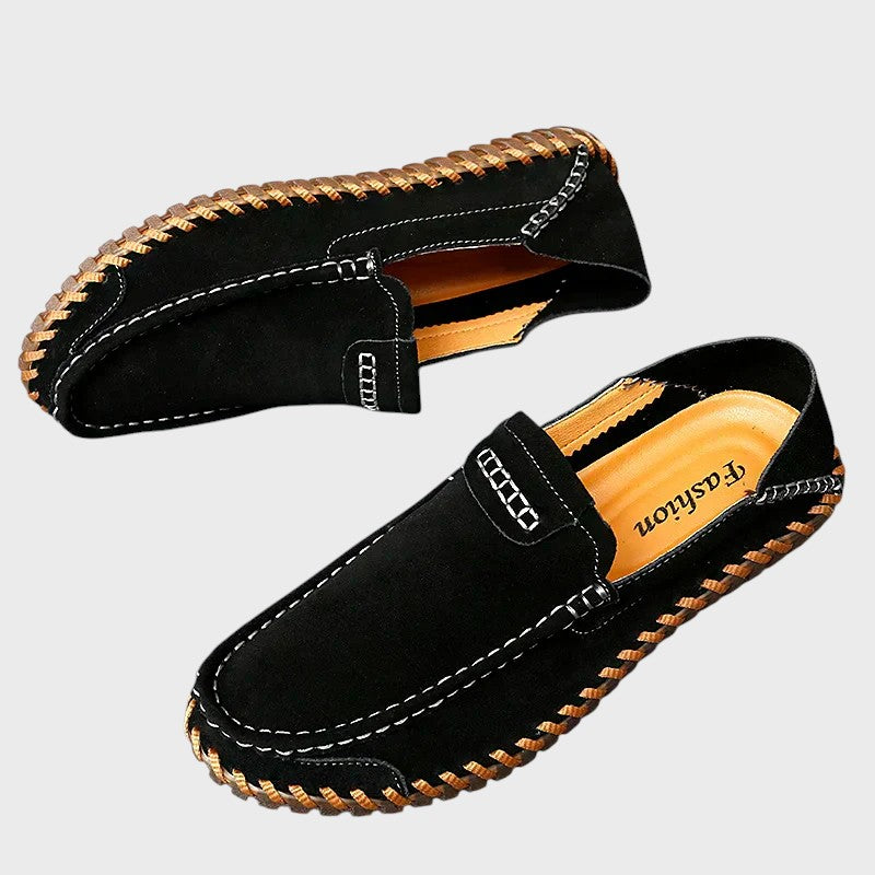 Elias - Elegantes Sapatilhas com Toques Artesanais