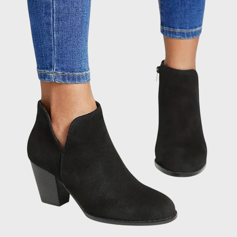 Alexandra - Botas Femininas de Cano Curto com Salto Grosso