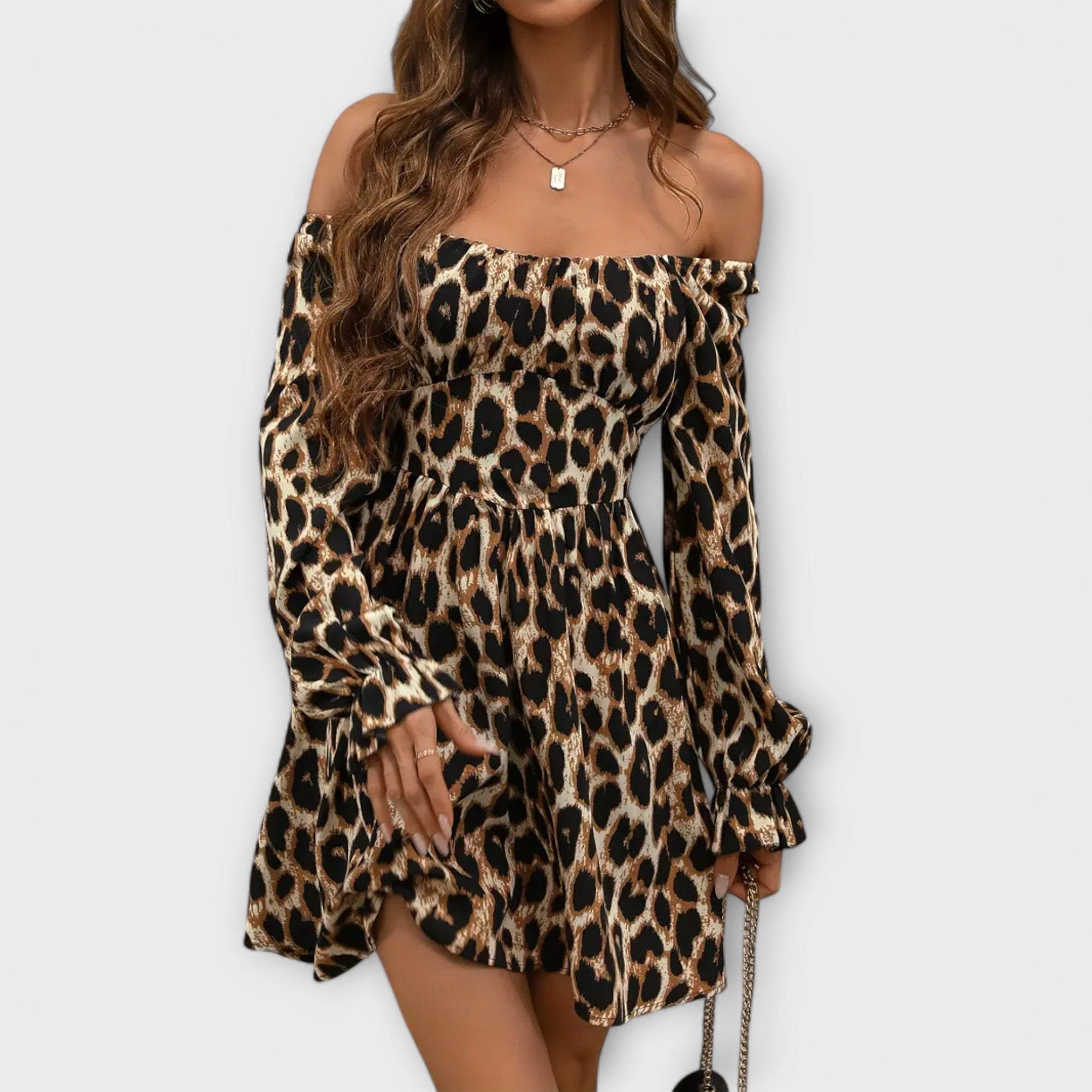 Catarina - Vestido Curto Com Padrão De Leopardo